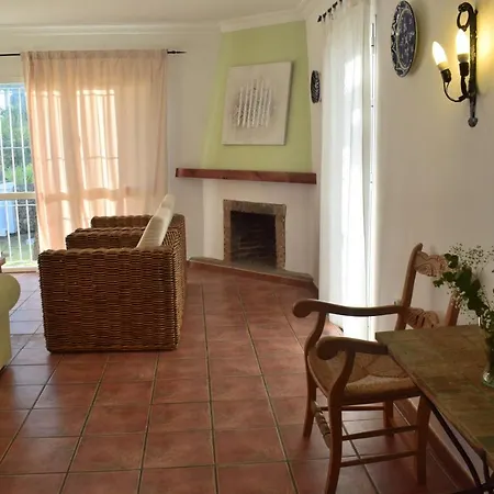 Villa María Elena, En Fuente Del Gallo *