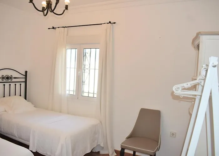 Maria Elena, En Fuente Del Gallo * Conil De La Frontera