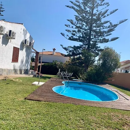 Maria Elena, En Fuente Del Gallo