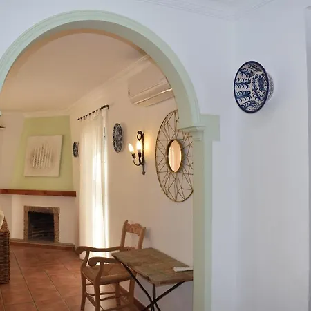 Maria Elena, En Fuente Del Gallo Conil de la Frontera